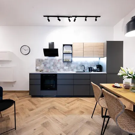 Native Apartments Pulaskiego 6 Kraków Zewnętrze zdjęcie